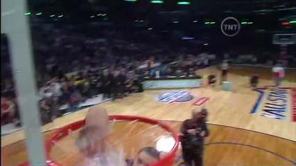 Javale Mcgee Dunks 3 Ball's At Once ( Nba All-star 2011 )