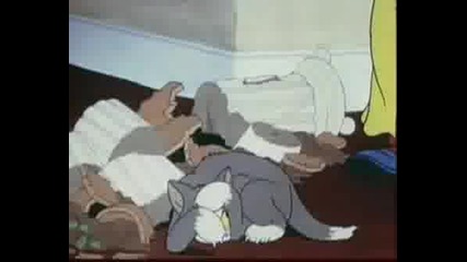 Tom And Jerry - 001 - Puss Gets The Boot