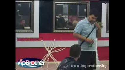 Vip Brother 3 - Азис влиза в къщата