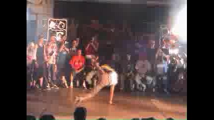 Breakdance By Ex7remis7a