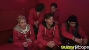 One Direction - Лиъм и Луи говорят за приятелките си, а Хари говори френски пред Sugarscape