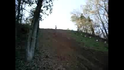 Cr500 на Mc изкачват хълма