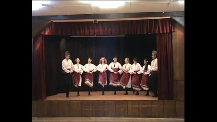 Школа за народни танци Дивля - танц Ръченица 