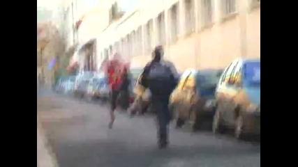 Remi Gaillard - Police Touchdown