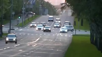 Bmw M5 E60 vs Audi R8