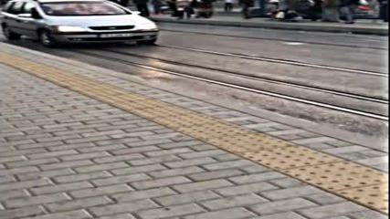 Шофиране върху релсите