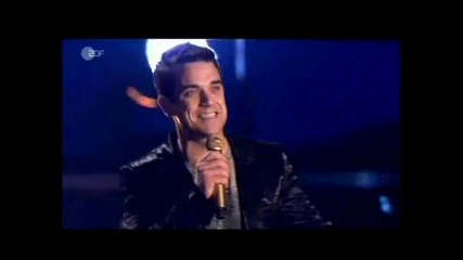Robbie Williams - Spread Your Wings live 