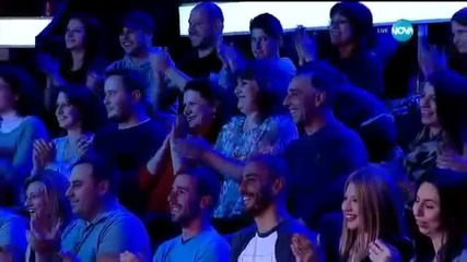 Филип Аврамов като Cher Като две капки вода