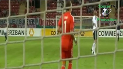 Пръскачка Прекъсва Мача Между Германия и Анжертина - (15.8.2012)