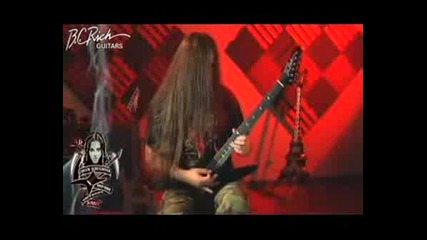 Pat OBrien demonstarting the BC Rich Stealth