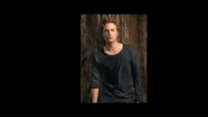 Robert Pattinson