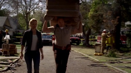 True Blood Season 4 Andy Lends Holly A Hand