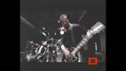 Godsmack - Straight Out Of Line