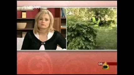 Водеща клечи зад храстите и какво ли прави?-Господари на ефира 10.06.08 *HQ*