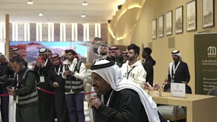 Фестивалът на камилата на крал Абдулазиз започна в Рияд (ВИДЕО)