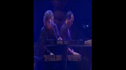Saga - Wind Him Up Live 2005