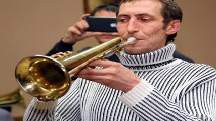 Голямата Флигорна на Велико Търново и регион Веско Иринчев(военен музикант)-страхотен!