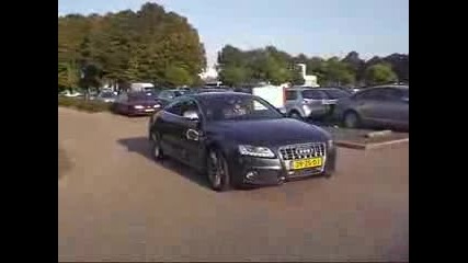 Audi S5 exhaust sound! 