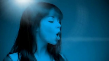 Space Cowboy - Falling Down ft. Paradiso Girls Hq 