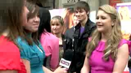 Savannah Outen - Hannah Montana Movie Premiere