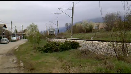 Двоен дмв на чело със 10.045
