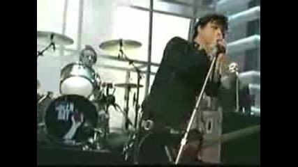 Green day boulevard of broken dreams live