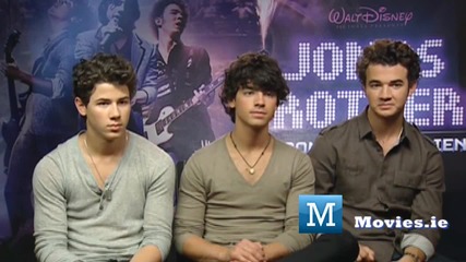 The Jonas Brothers talk purity rings & their Irish roots