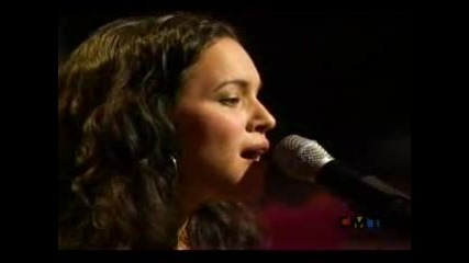 Willie Nelson & Norah Jones.