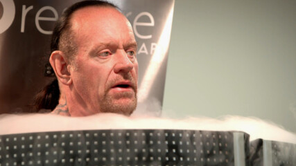 Undertaker literally chills his bones with cryotherapy: Undertaker: The Last Ride extra