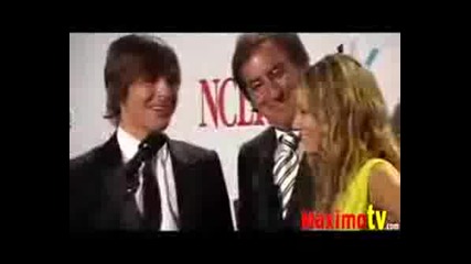 Zac Efron & Ashley Tisdale - АLMA Awards 2008