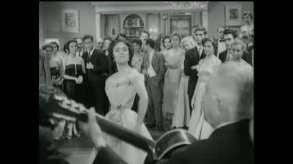 Lolita Torres - Un Novio para Laura - Caminito Soleado 