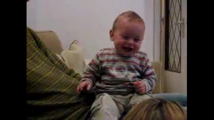 Невероятно Сладък Бебешки Смях