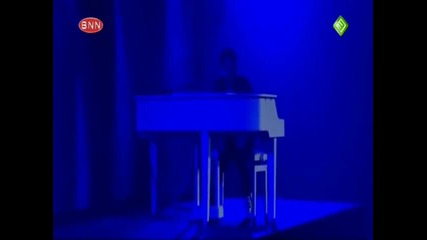 Armin van Buuren feat. Van Velzen – Broken Tonight ( Live from Jaarbeurs Utrecht) 