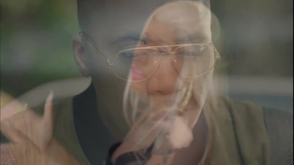 Nicki Minaj - Right By My Side (explicit) ft. Chris Brown