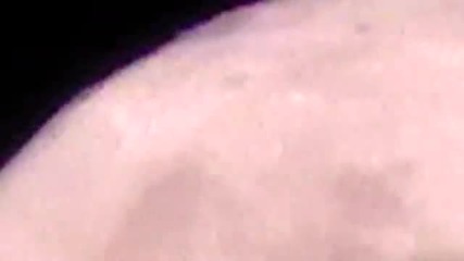 Луната видяна от близо на 19.03.2011 