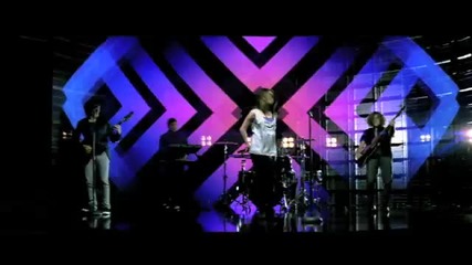 Selena Gomez and the Scene - Falling Down (official Video) 