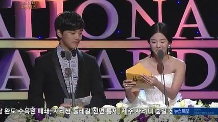 [hd] Taeyeon - Hallyu Drama Ost Award ( Missing you like crazy ) @ Seoul Awards (30.08.2012)