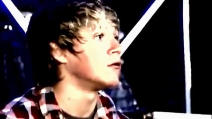Niall Horan - cute as a button