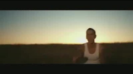 Eminem feat Rihanna - Love The Way You Lie