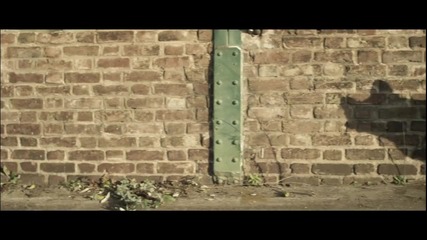 Skrillex - Bangarang feat. Sirah [official Music Video] - uget - uget