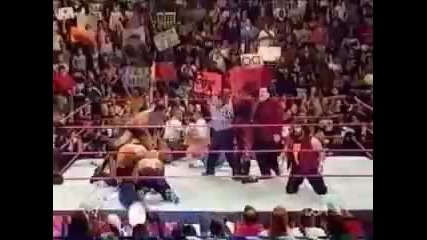 Kane Returns To Raw (2000) 