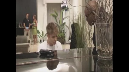 Джъстин пее ' Let it be ' зад кулисите на X Factor