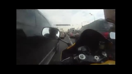 Малка разходка по улиците на Москва с Yamaha R1… Black Devil !