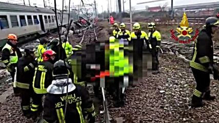 Влак дерайлира край Милано, има жертви