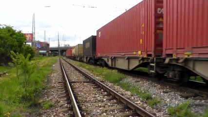 Товарен влак през гара Подуяне