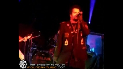 Saliva - Hunt You Down 