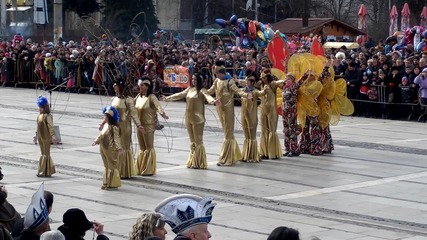 Арлекини от Черна гора напомниха за карнавала във Венеция по време на Сурва 2013-2