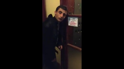 Ето така се отключва врата в пияно състояние в България