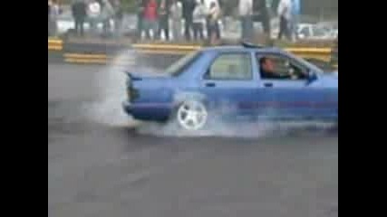 Ford Sierra Burnout