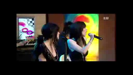 The Veronicas - When It All Falls Apart (live On Sunrise)